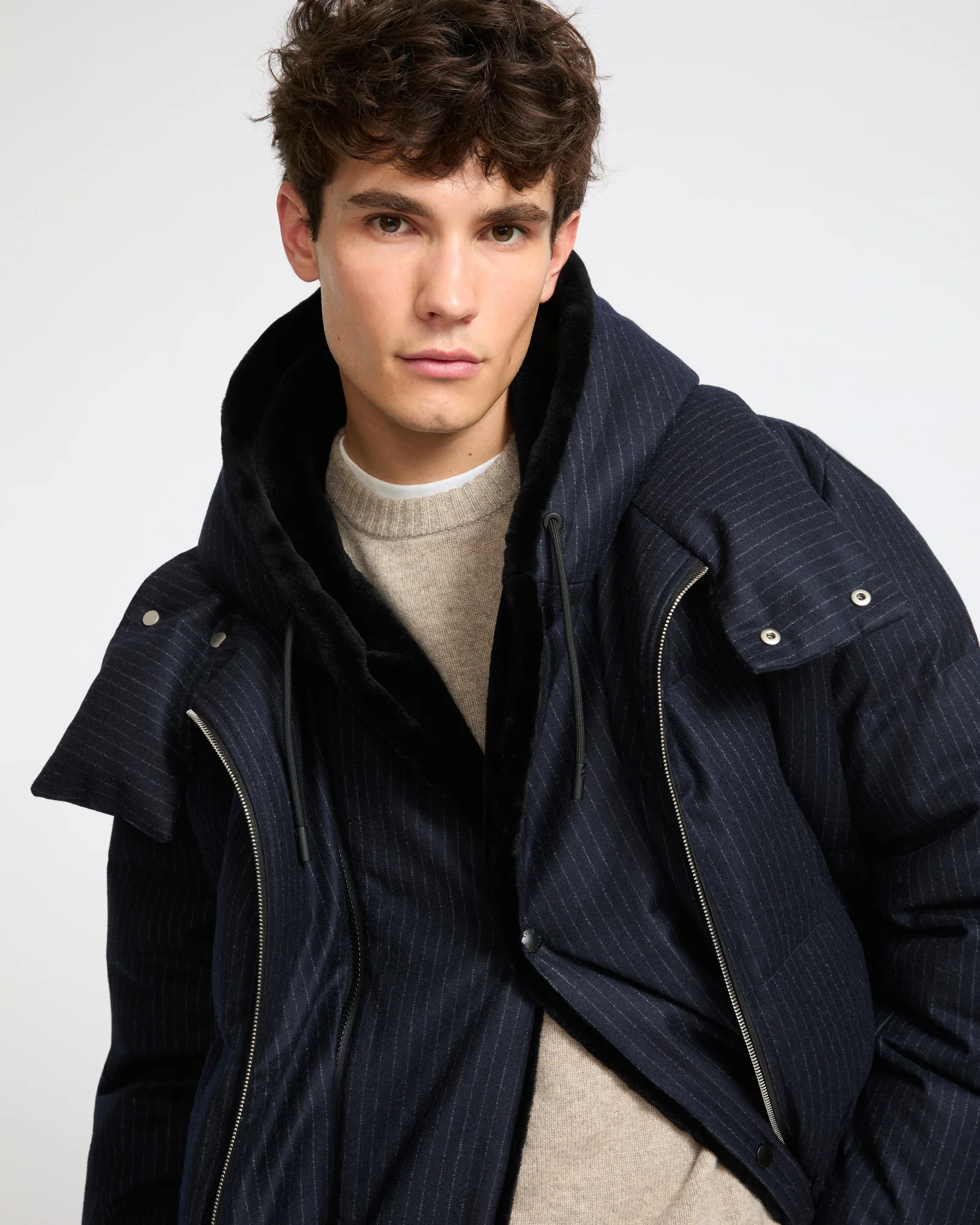 Doudoune longue en tissu jacquard Loro Piana imperméable avec plastron en fourrure de vison éjarré - Image 3
