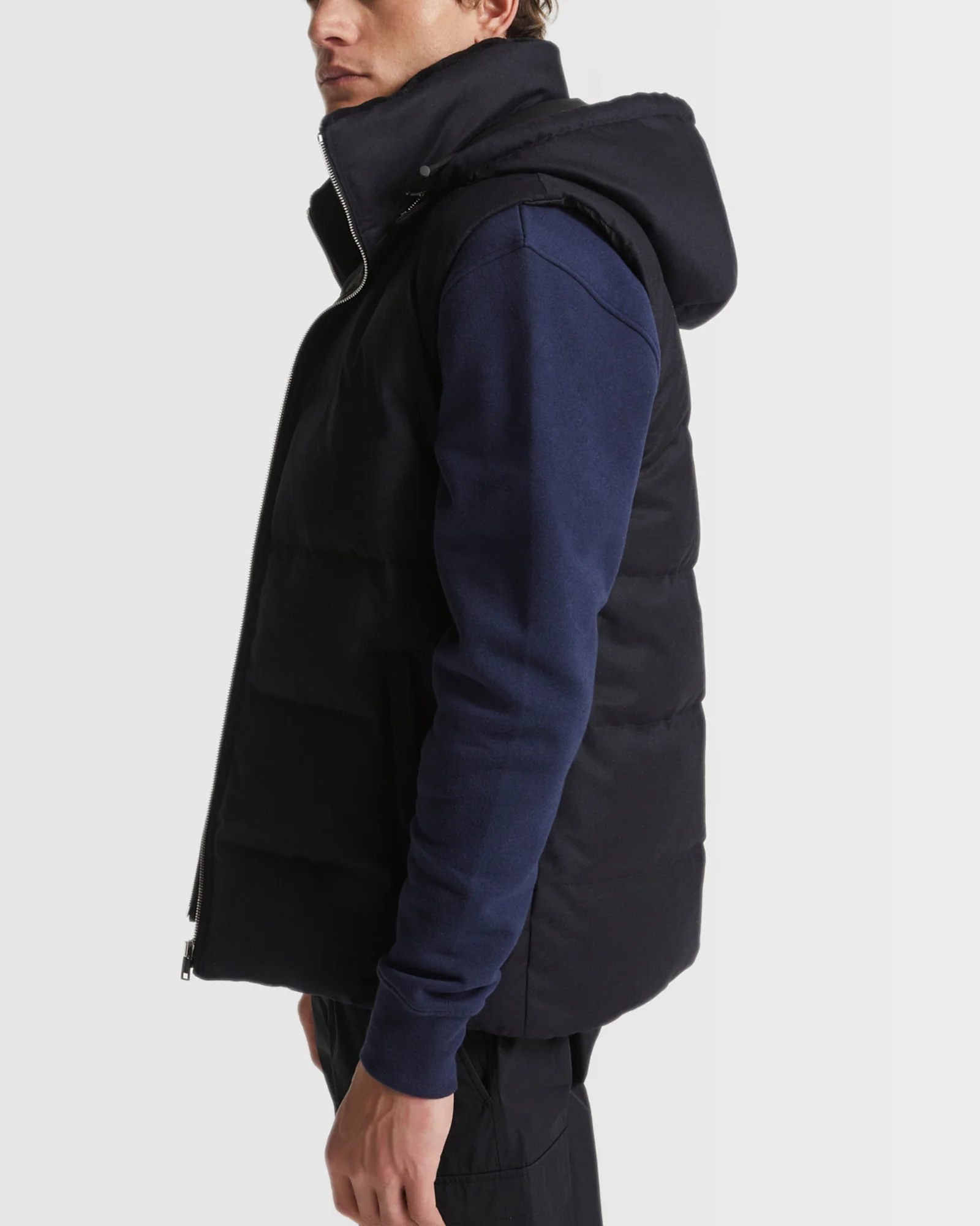 Gilet doudoune en tissu imperméable Loro Piana avec col en fourrure de vison - Image 3