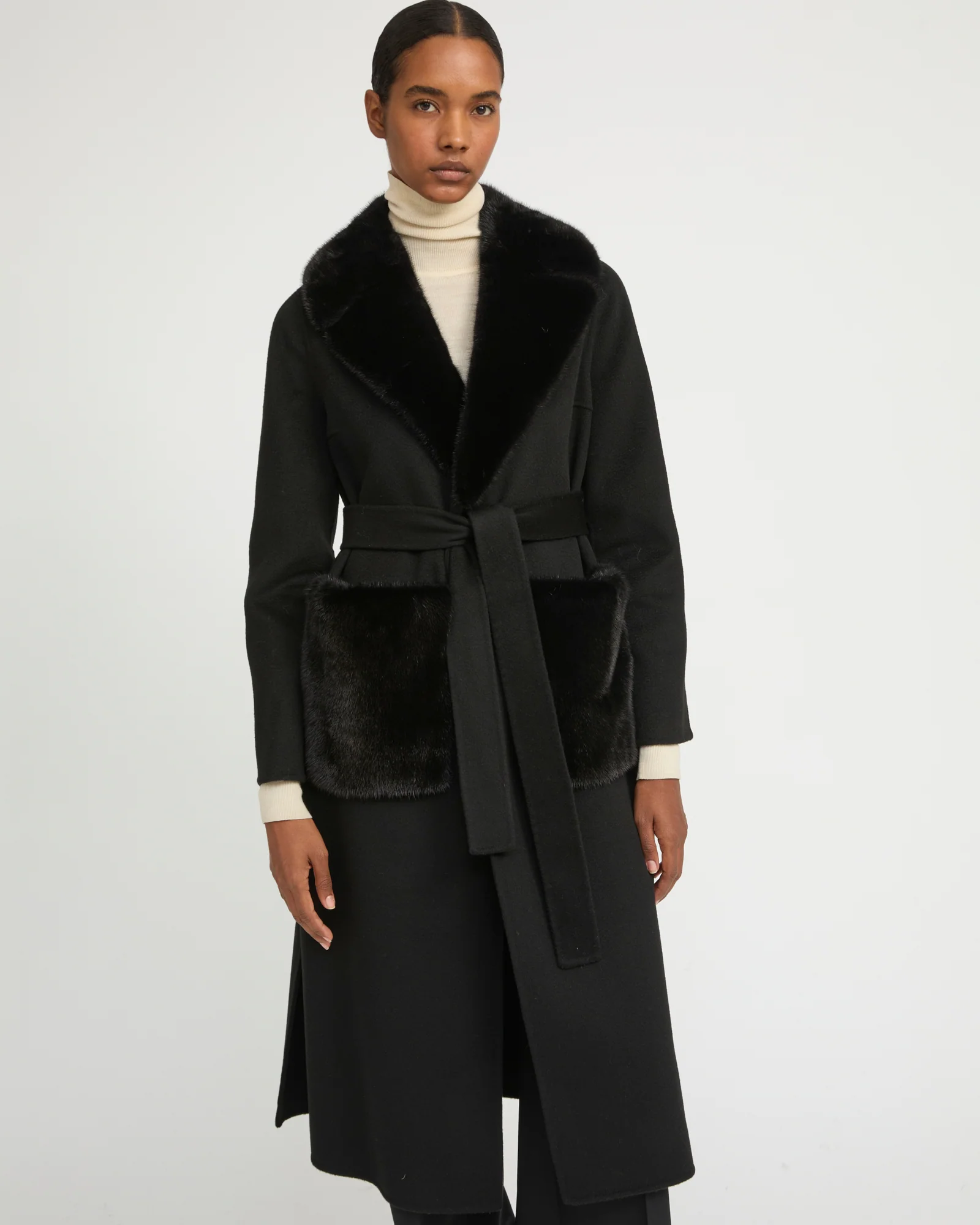 Manteau ceinturé en lainage cachemire avec col et sur-poches en fourrure de vison - Image 3