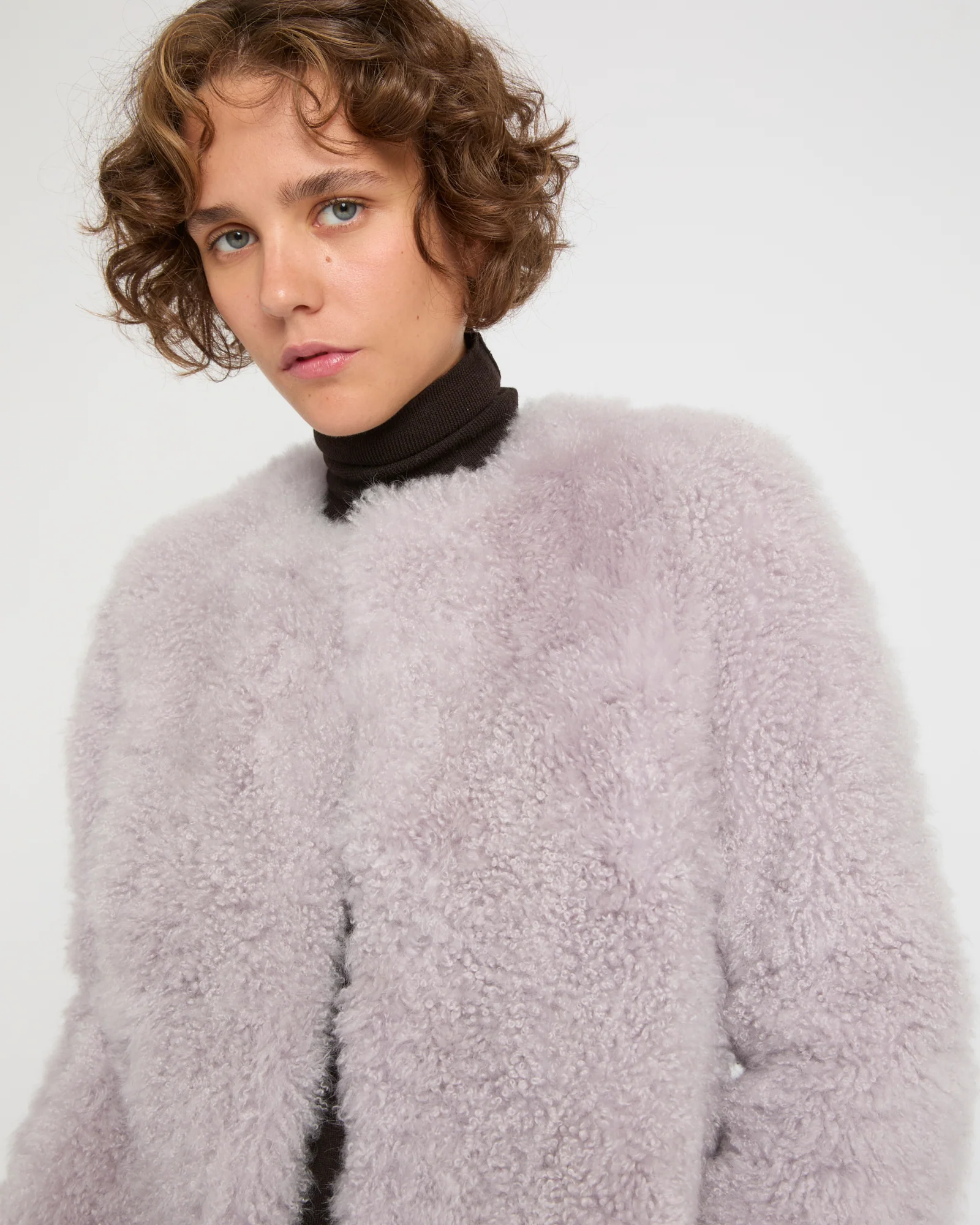 Manteau en maille mérinos et agneau - Image 3