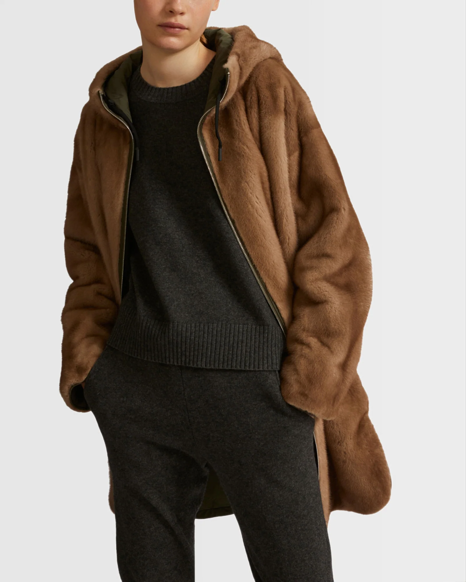 Parka réversible en fourrure de vison et tissu technique - Image 4