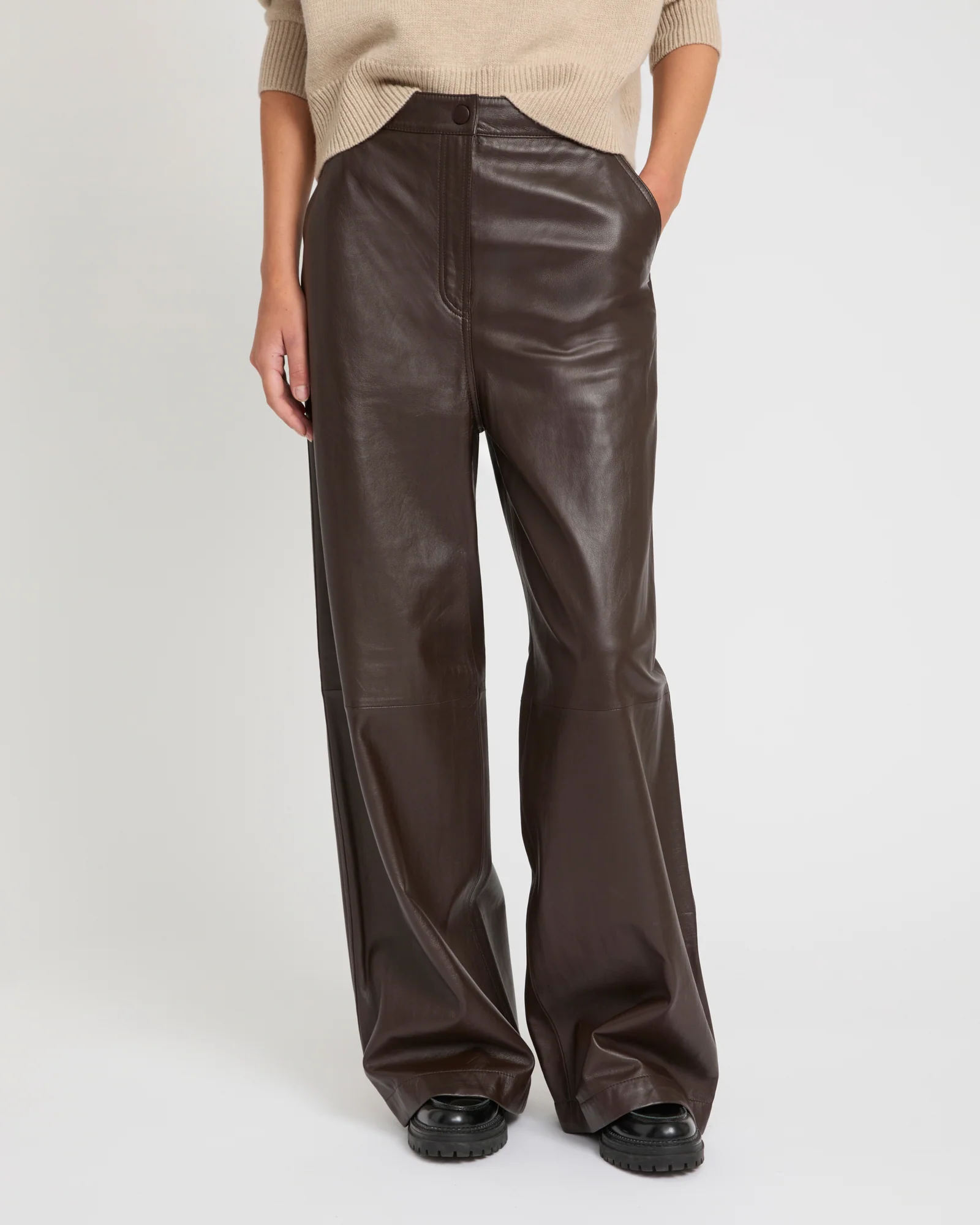 Pantalon droit en cuir d'agneau - Image 3