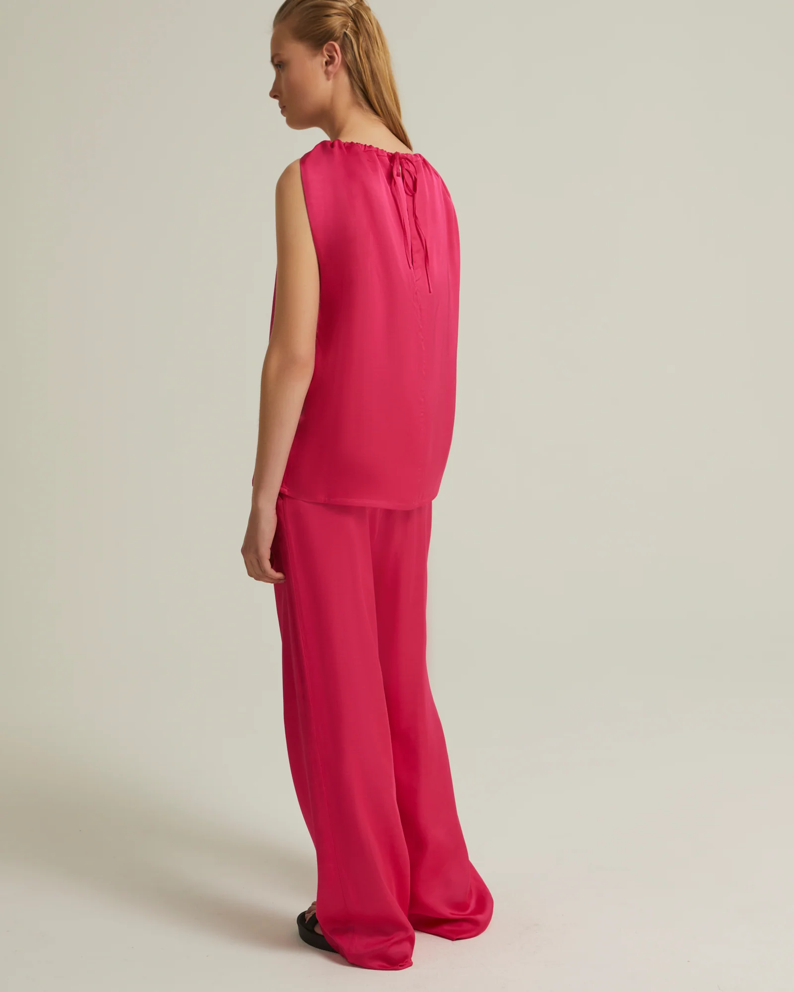 Pantalon droit en satin de soie mélangé - Image 4