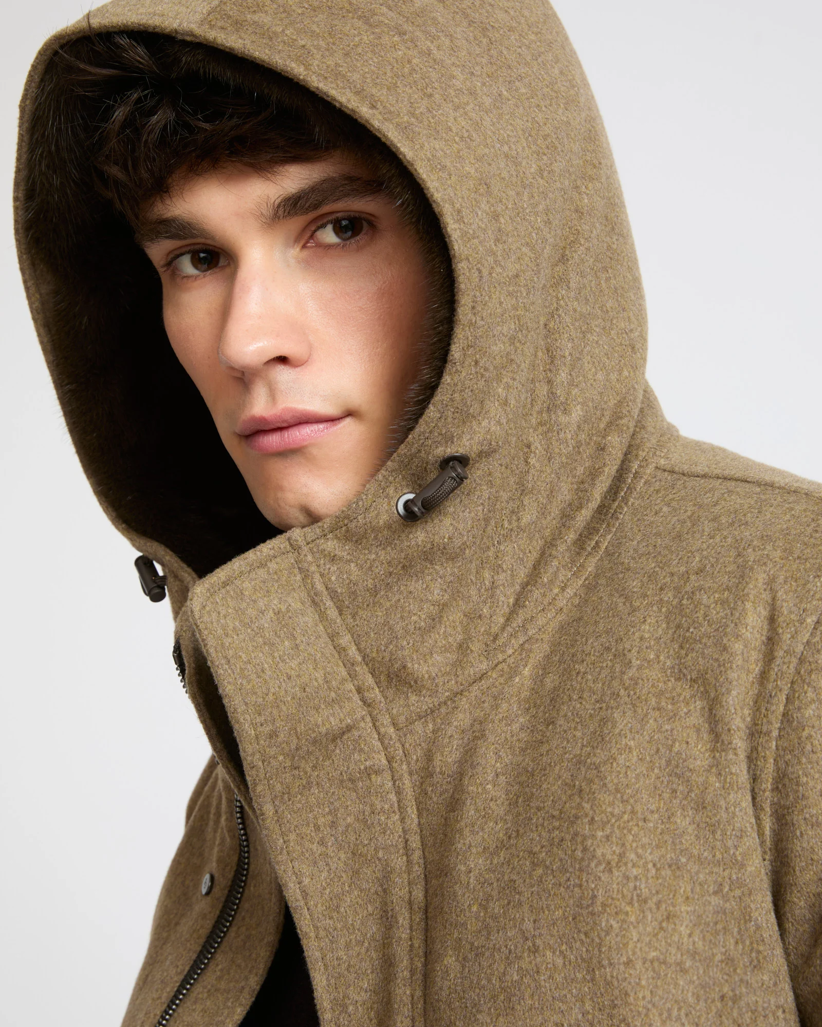 Parka courte en tissu Loro Piana imperméable avec fourrure de vison - Image 4