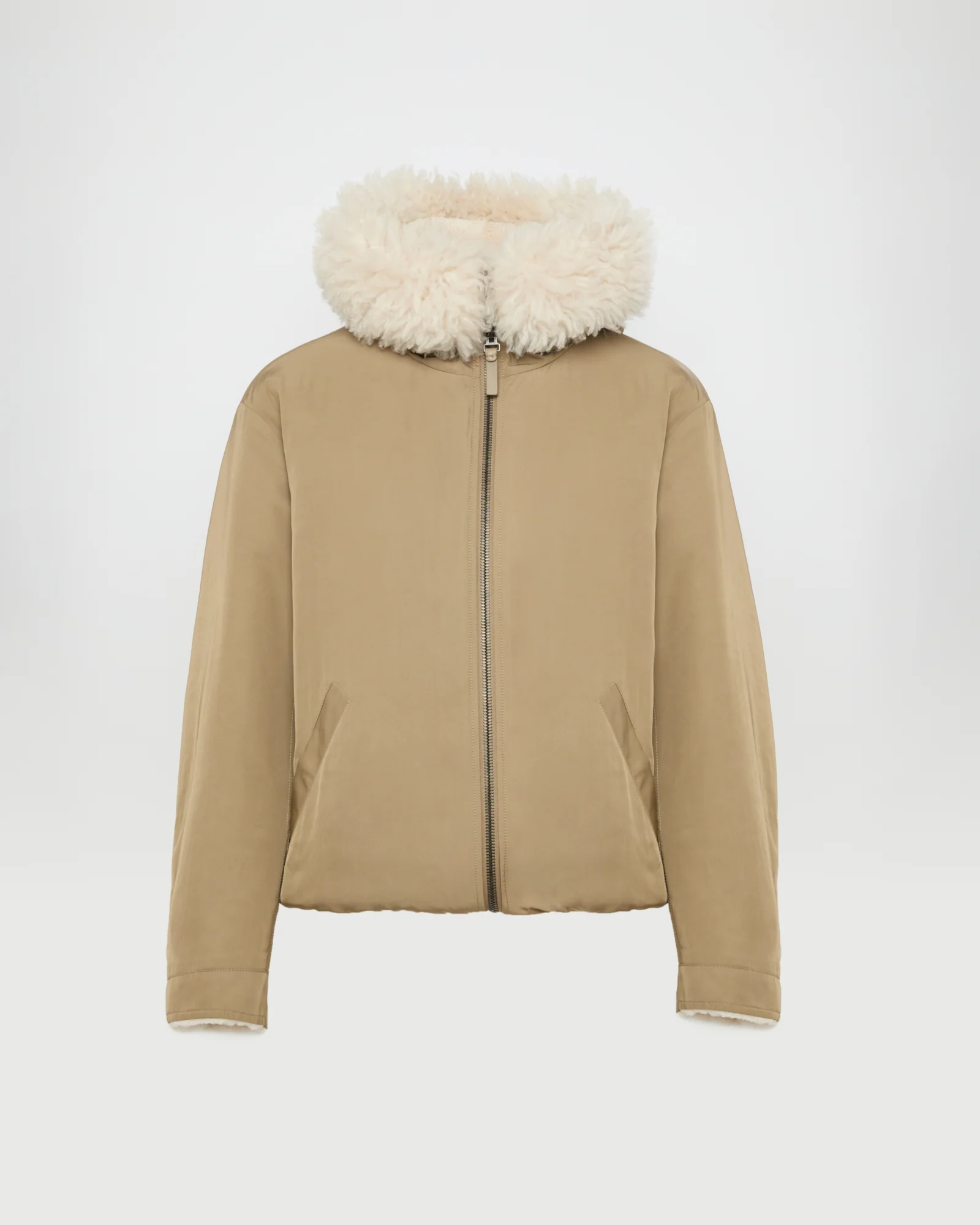 Parka courte en tissu technique déperlant réversible avec peau lainée d'agneau - Image 7