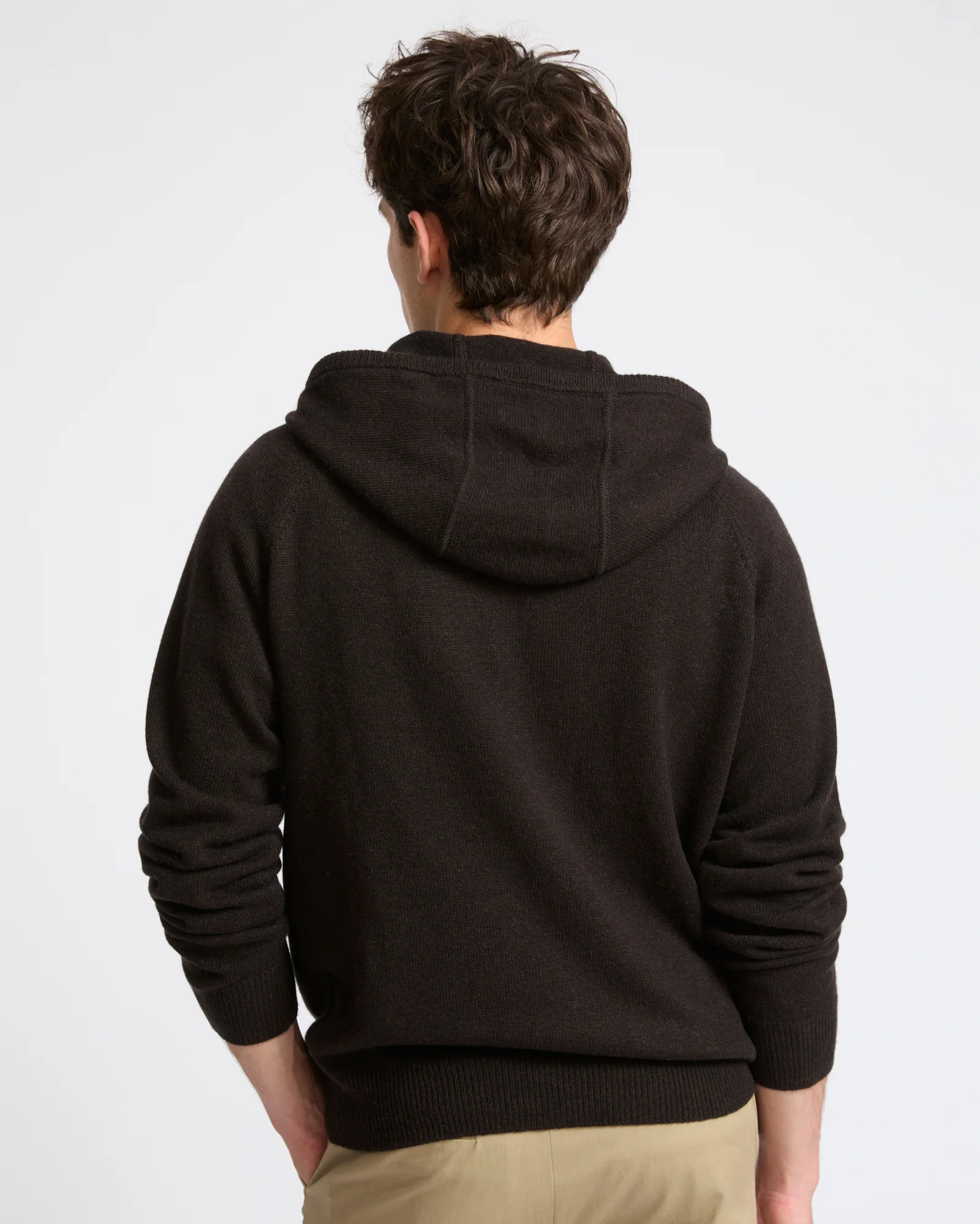 Pull à capuche en lainage cachemire - Image 3