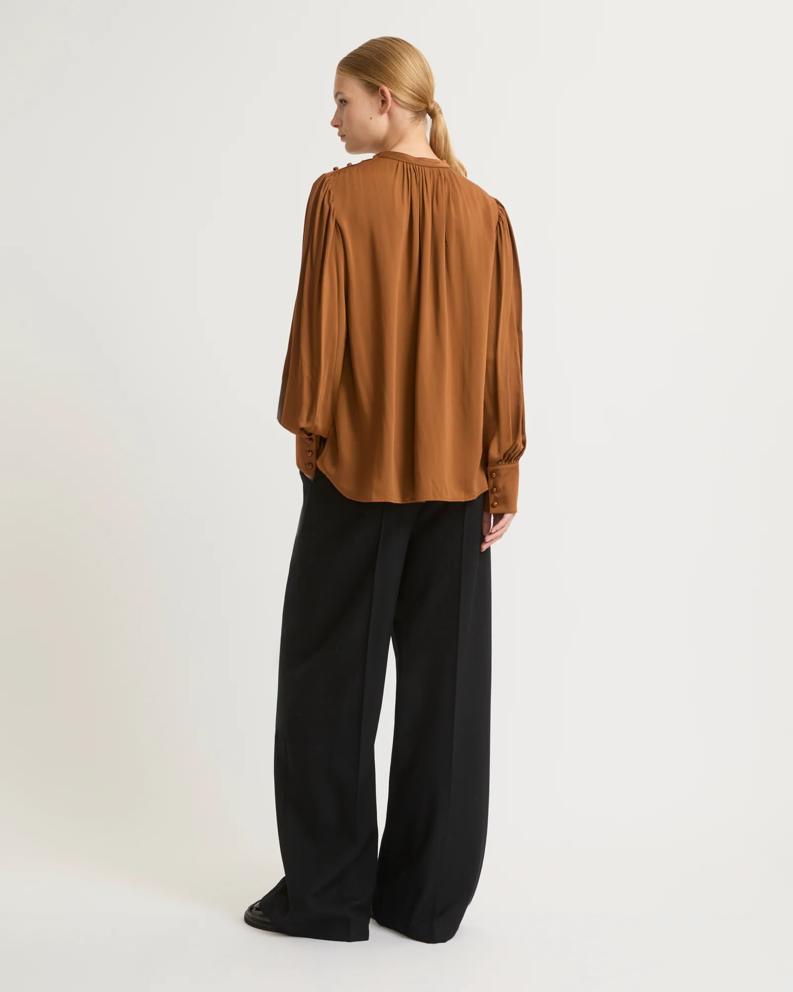 Top en tissu satin mat - Image 4