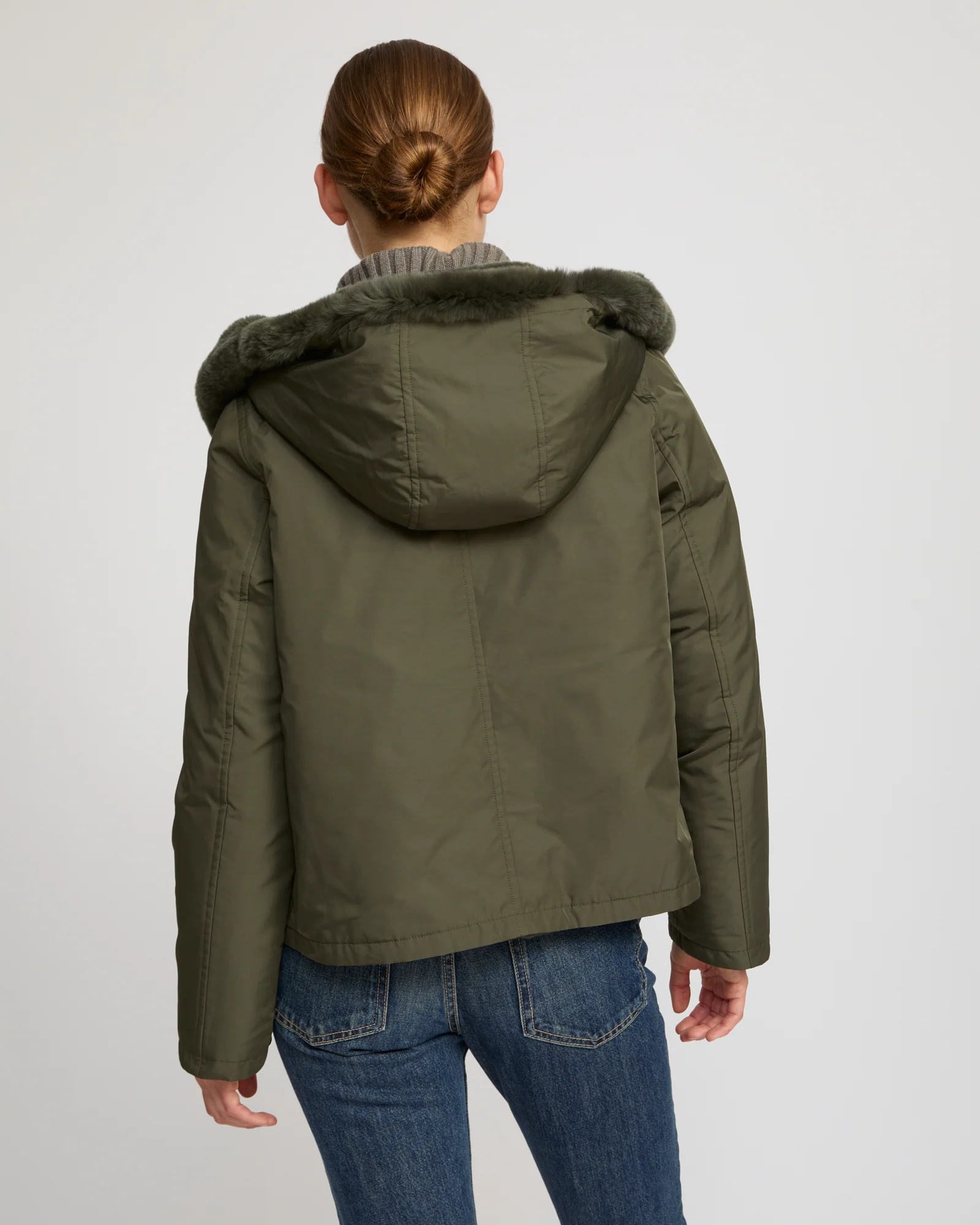 Veste à capuche en fourrure de lapin rex réversible tissu technique - Image 4