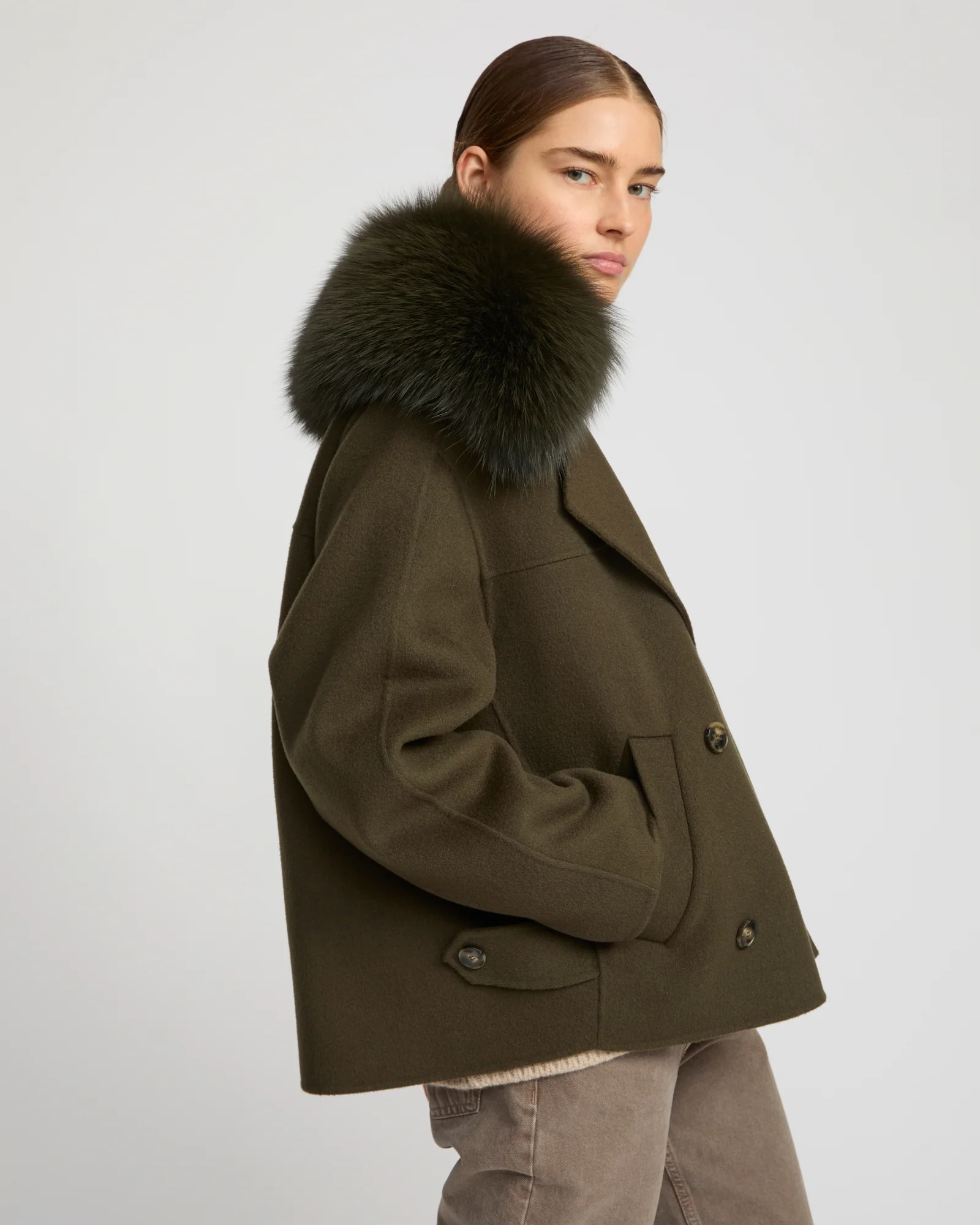 Veste caban en lainage cachemire et col amovible en fourrure de renard - Image 4